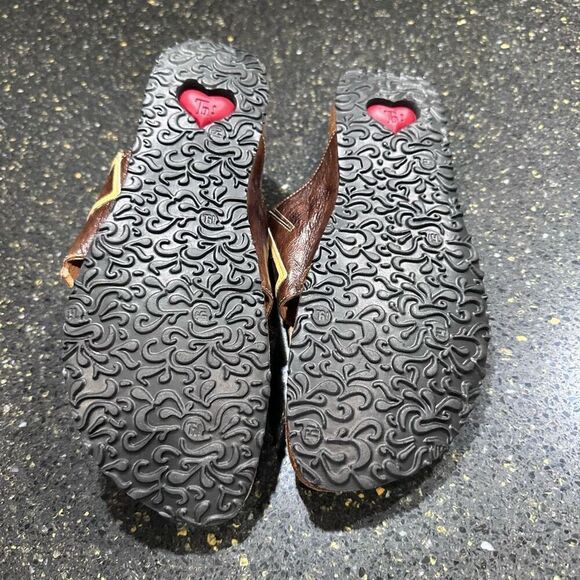 Think!  - Picture 6 of 7